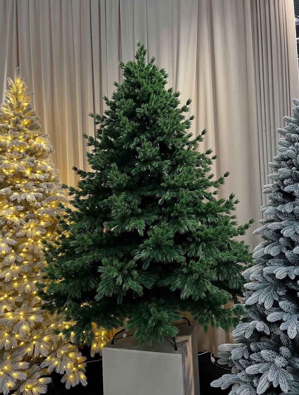 Ель искусственная «Юнона» (Литая хвоя) 270 см / 2,7 м