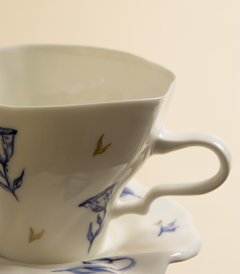 Чайная пара – Тюльпаны, с синей росписью | Reveri