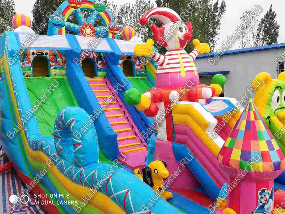 Коммерческий надувной батут "Парк развлечений 2" 12*7*7 м