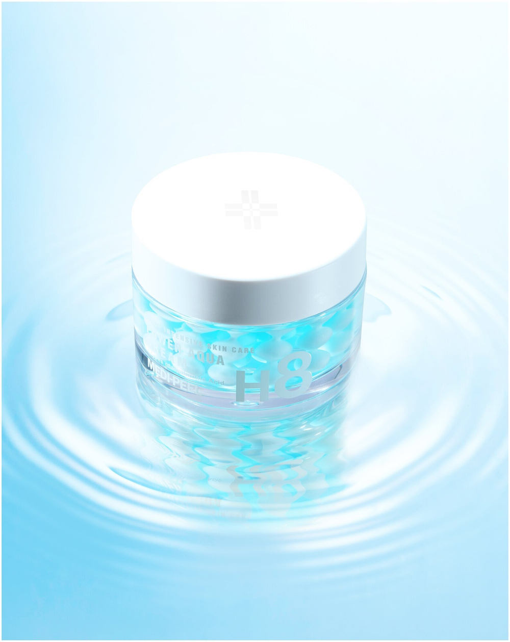 Лифтинг - крем с пептидными капсулами и комплексом гиалуроновых кислот Medi Peel  Power Aqua Cream50 мл.