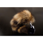 Маленькая металлическая анальная пробка с пушистым хвостом енота (Цвет: серебряный)