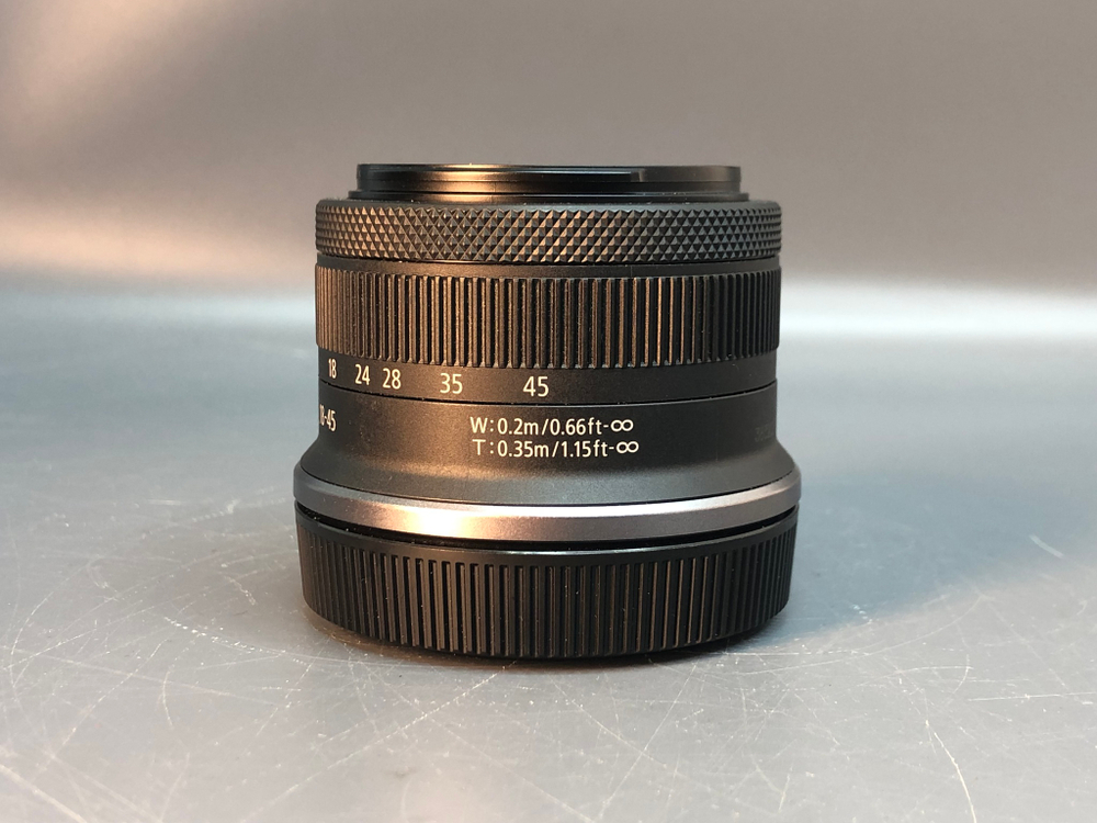Canon RF 18-45mm