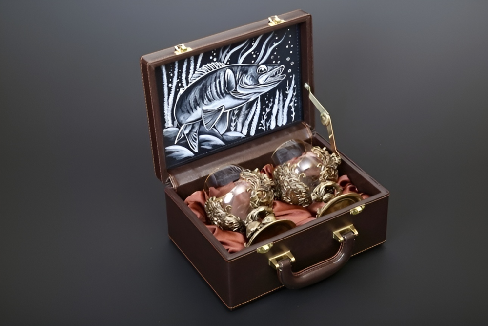 Набор бокалов для коньяка "Рыбалка Элит" 2 шт. в подарочном футляре с художественным оформлением