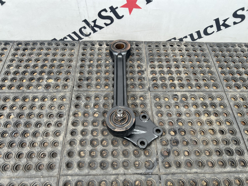 Стойка переднего стабилизатора 2023г