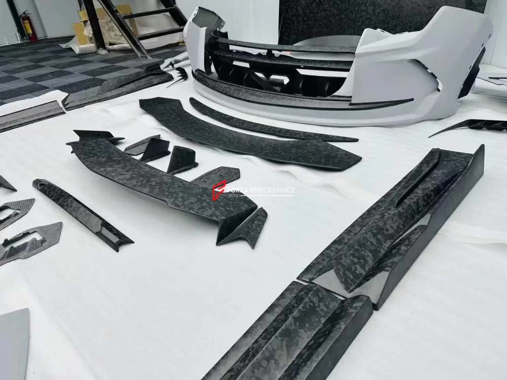Обвес переделка для Lamborghini Urus 2018 в Urus S Performante Ламборгини Урус