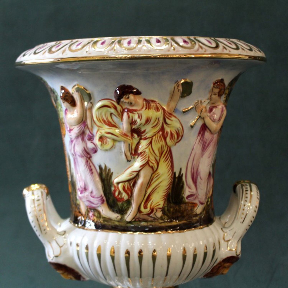 Винтаж: Ваза/Кубок Capodimonte