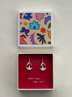 Серьги длинные TAM цветок