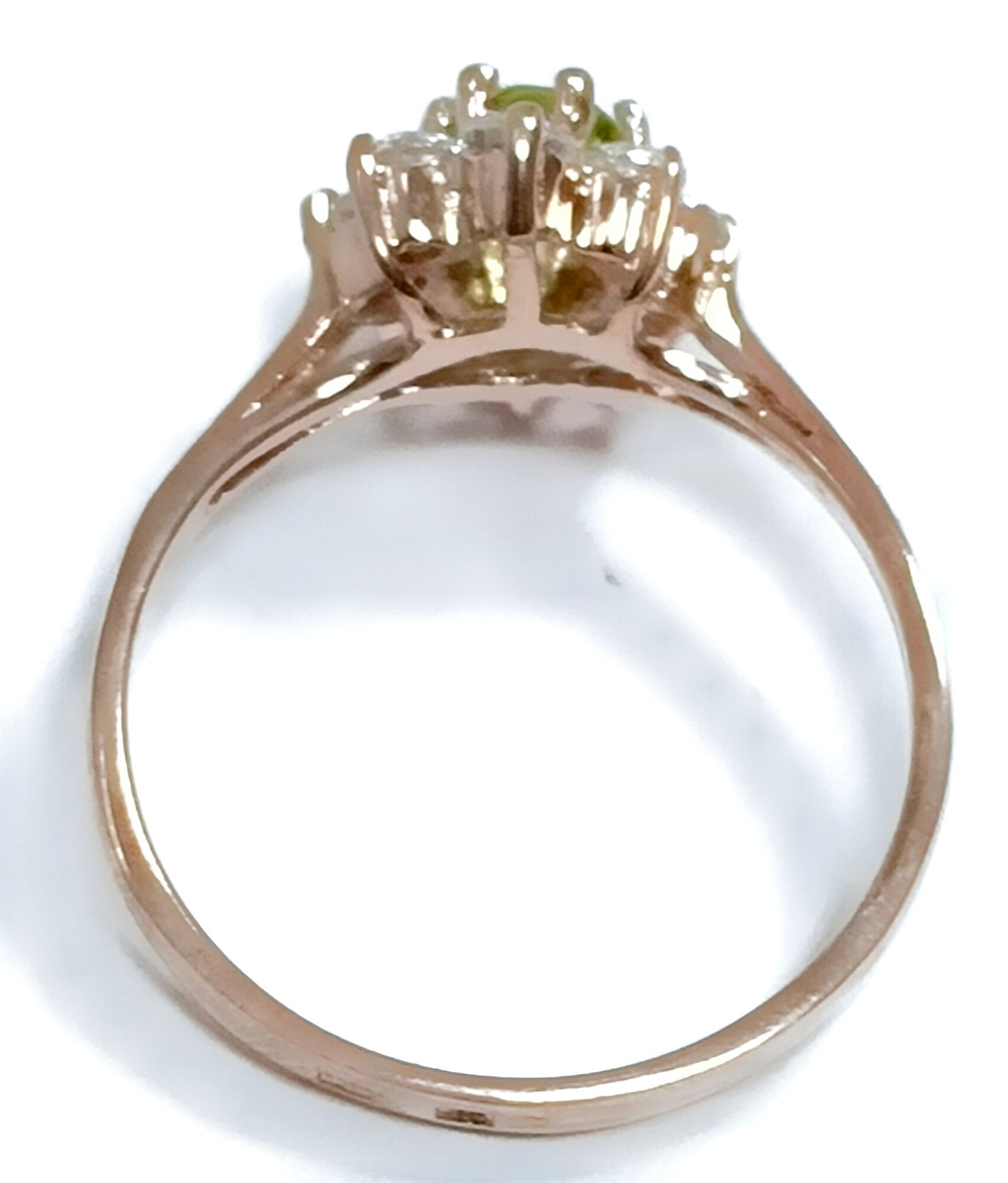 Ювелирное кольцо из серебра 925 пробы с позолотой,вставка хризолит,фианиты,размер 16.25