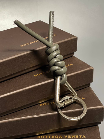 Брелок Bottega Veneta