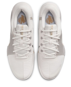 Мужские кроссовки теннисные Nike Zoom GP Challenge 1 Premium - белый