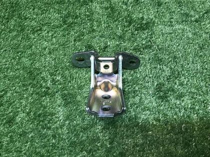 Петля двери передняя правая Kia Sorento 3 (14-20)