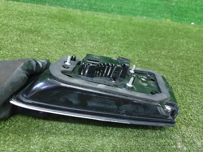 Фонарь левый внутренний BMW 5er G30 (2020-2023)