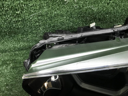 Битая Фара левая BMW X5 G05 (2018-2023) LED