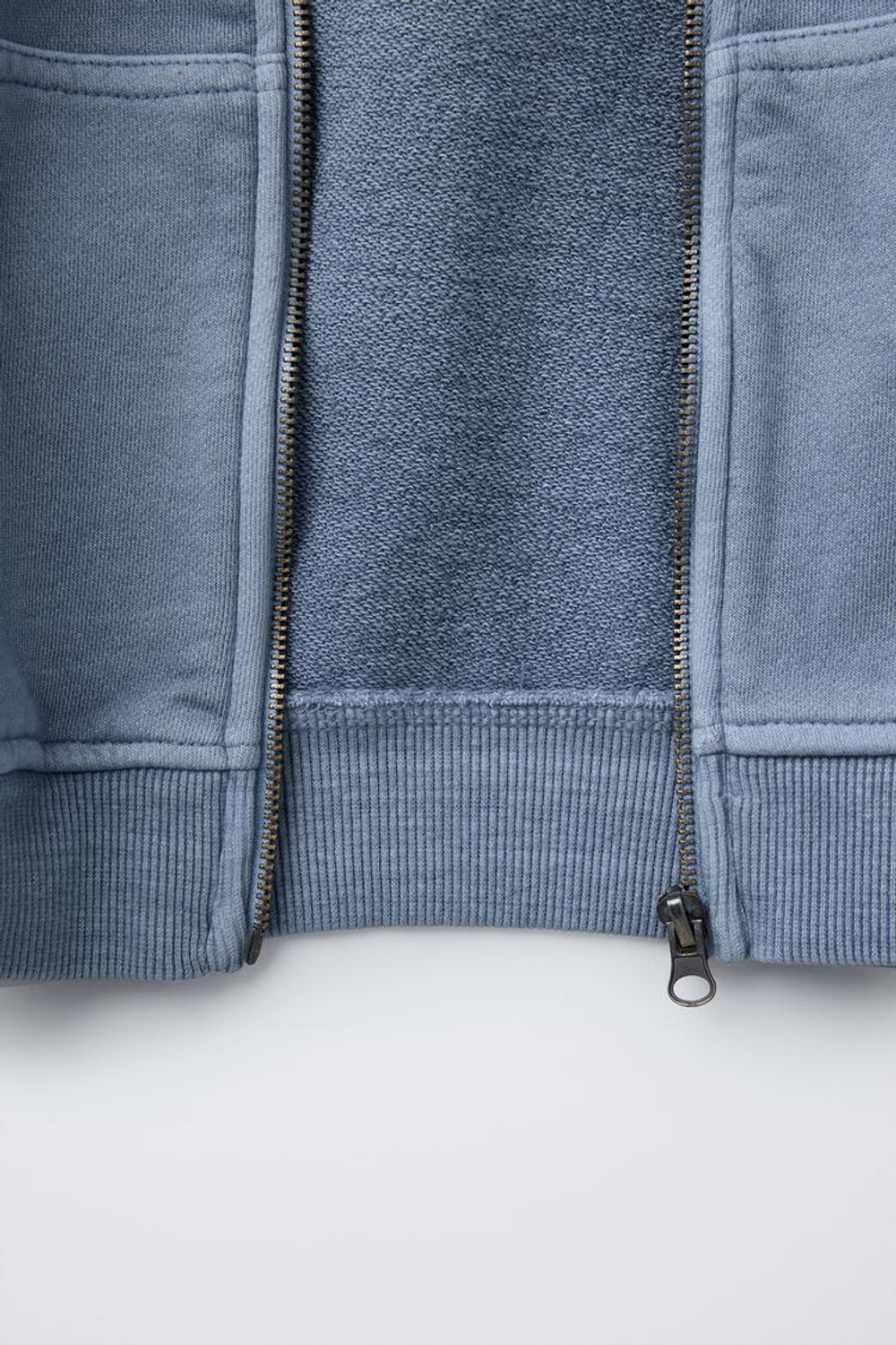 ZARA ХУДИ ИЗ ТКАНИ С ЭФФЕКТОМ ПОТЕРТОСТИ, СИНИЙ