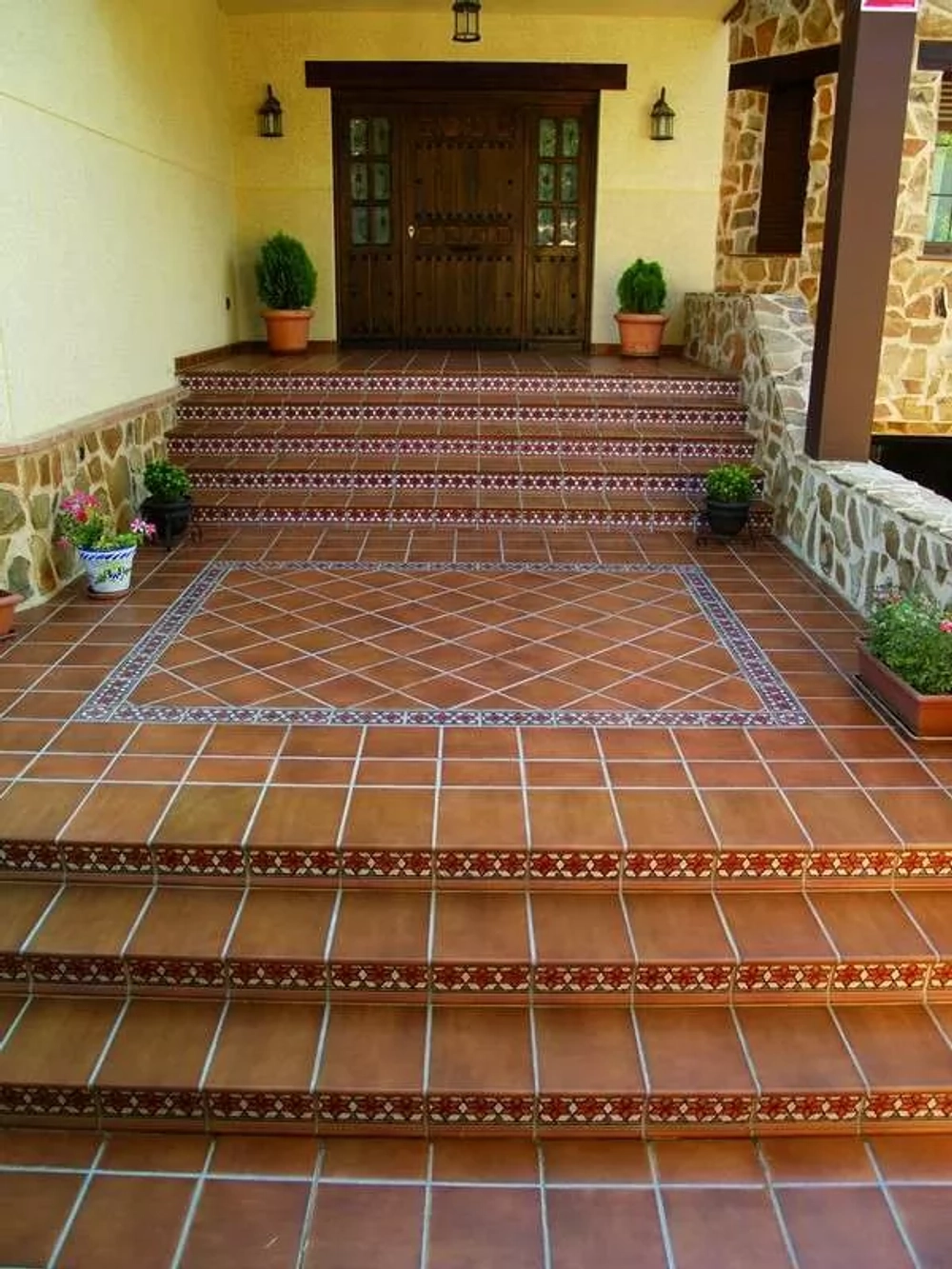 Подступенник Gresmanc Loseta Rodamanto E1 15x31