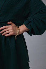 Браслет из гладких и рифленых золотых колечек с горным хрусталем