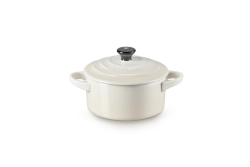 Le Creuset - Мини-кокотница 10см кремовая / артикул   71901107160100  / GTIN 843251155576