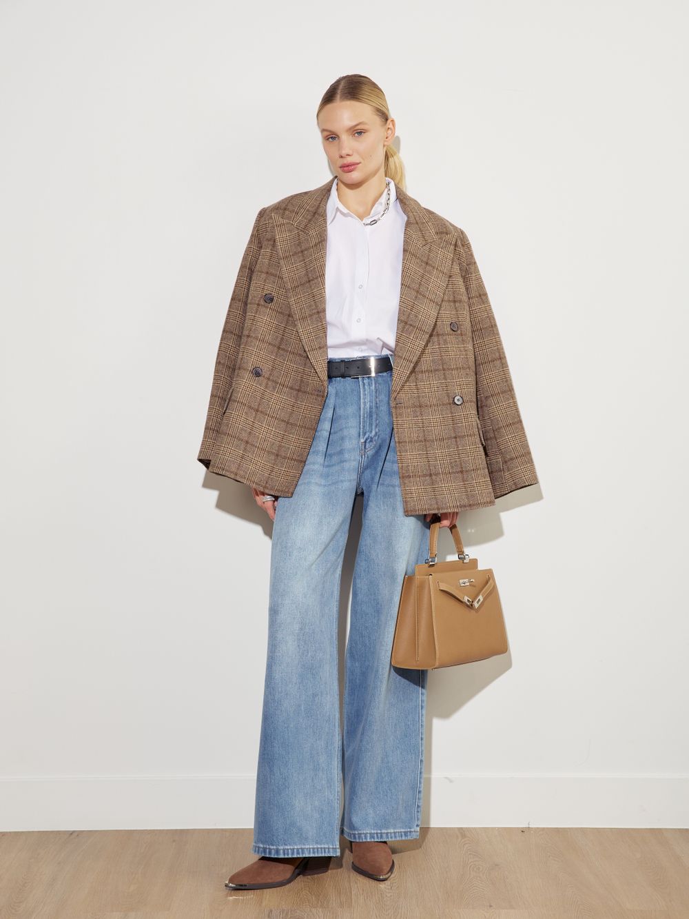 PERFECT JEANS С ЗАЩИПАМИ BLUE