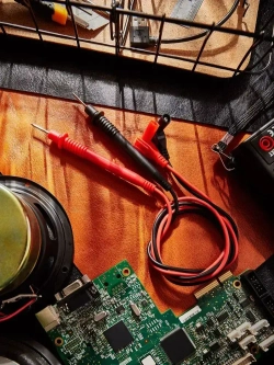 Щупы для мультиметра токоизмерительные, 10А, 1кВ, черные/красные, 2 шт.