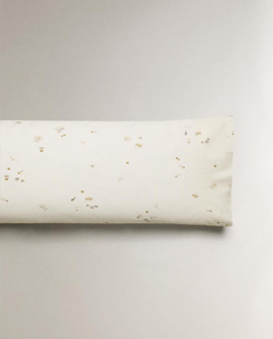ZARA HOME ДЕТСКАЯ НАВОЛОЧКА С ПРИНТОМ, ЖЕЛТОВАТО-БЕЛЫЙ