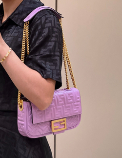 Fendi Baguette Chain Bag 24 cm