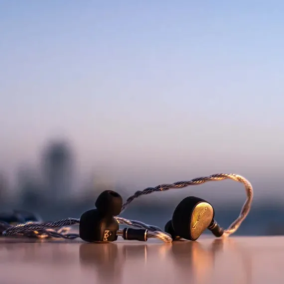 Noble Audio Viking Ragnar