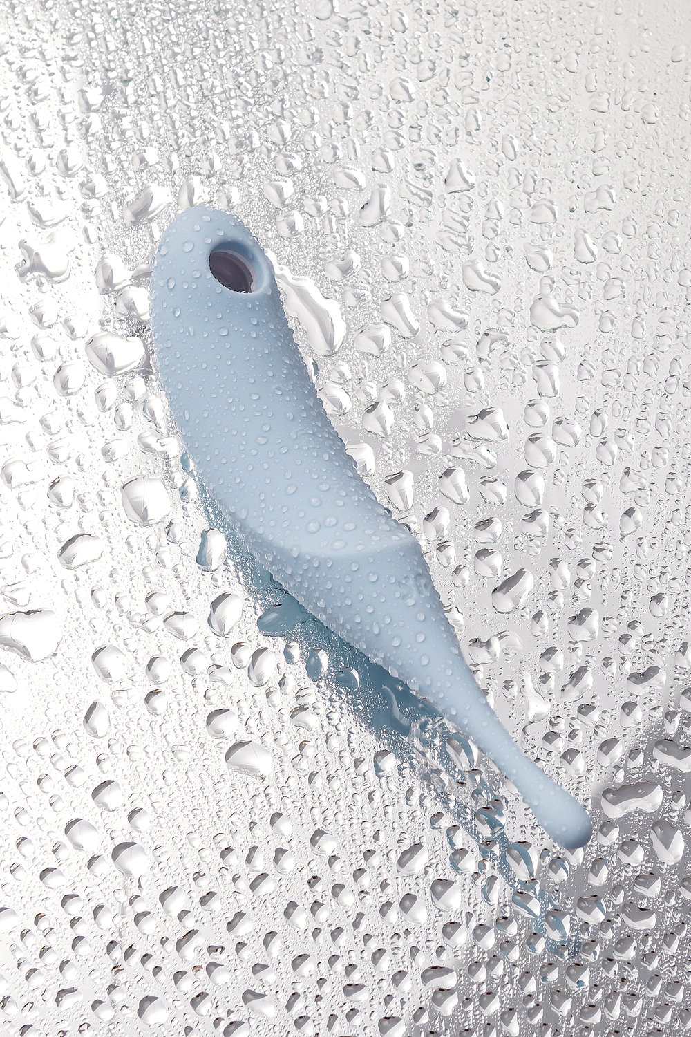 Точечный вибратор с вакуумной стимуляцией Satisfyer Twirling Pro, силикон, голубой, 20 см
