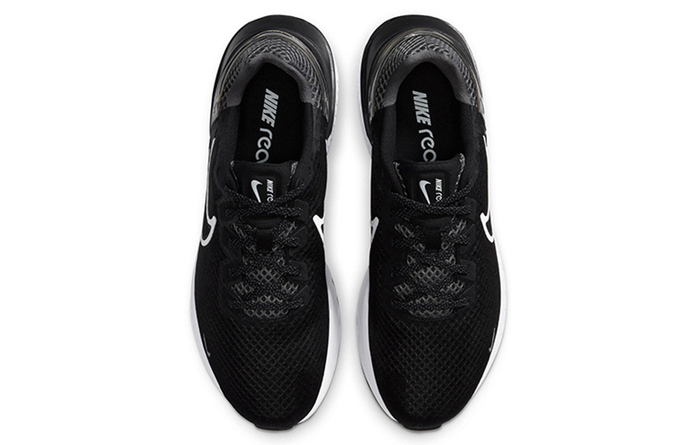 Кроссовки Nike Legend React 3