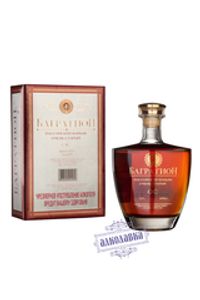 Коньяк Кизлярский Багратион ОС 20 лет выдержки в подарочной упаковке 0,7 л