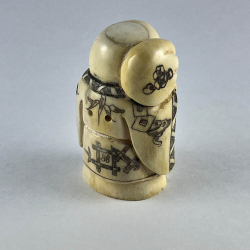 Статуэтка Ребенок с улыбкой и мешком риса