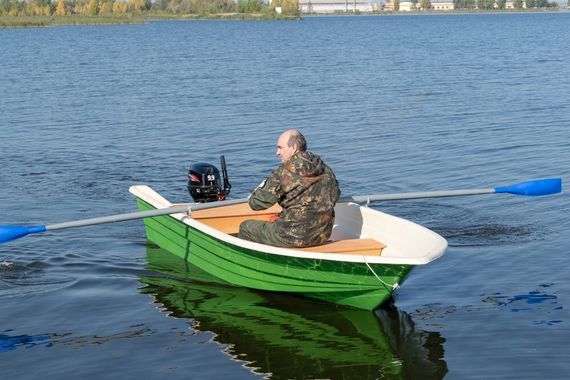 Лодка пластиковая Легант-425