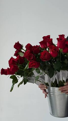 Дарим цветы в Саша Белое