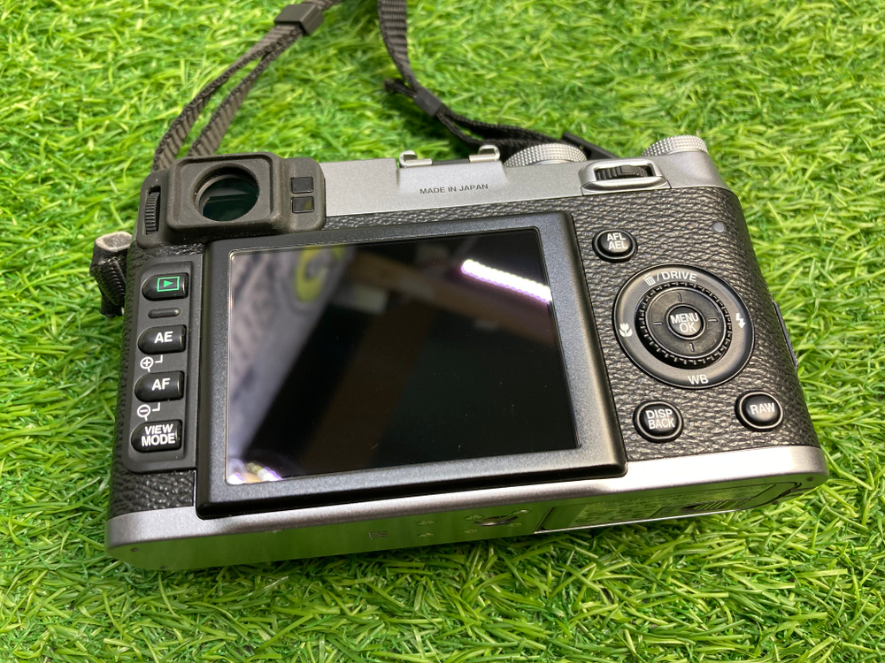 Fujifilm FinePix X100