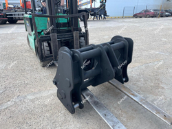 Адаптер на ковш на Фронтальный погрузчик Doosan