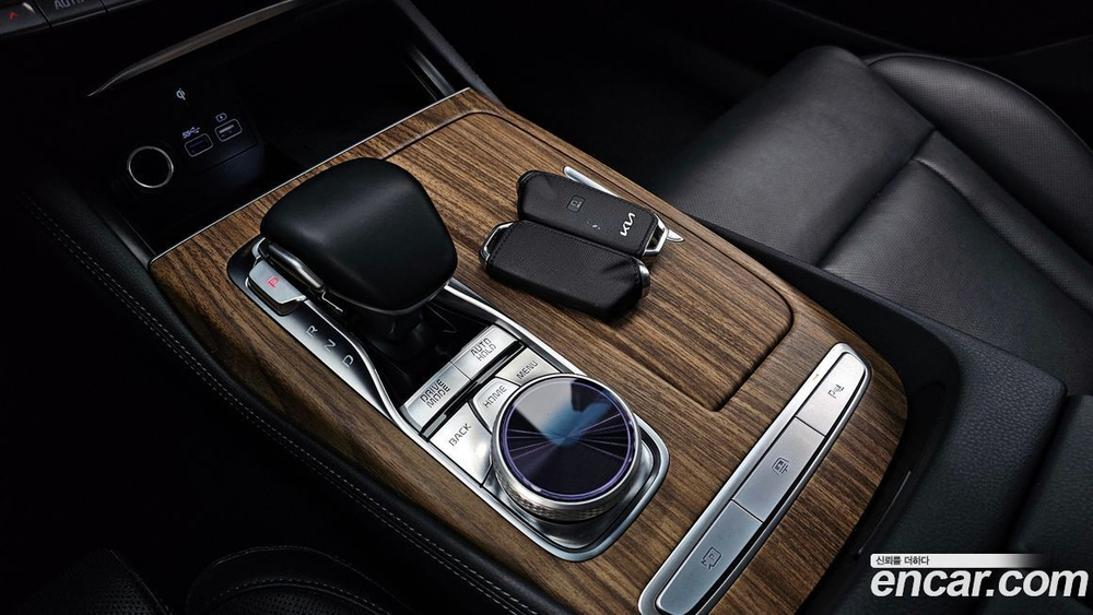 Kia The New K9 (Quoris/K900) 2 Generation 3.8 GDI AWD (12.2021)