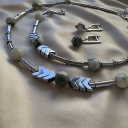 Комплект "Стрела пути" с моховым агатом и гематитом