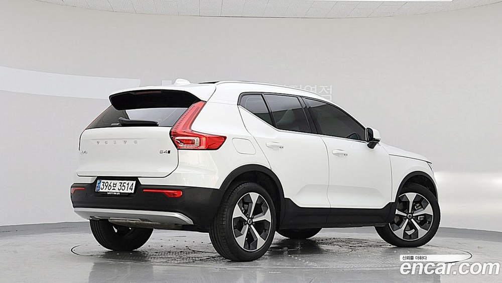 Volvo XC40 B4 Ultimate Bright (07.2023)