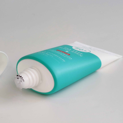 JIGOTT Солнцезащитный крем с экстрактом чайного дерева Signature Tea Tree Sunscreen 70мл