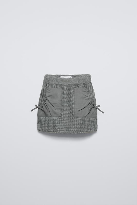 ZARA ТРИКОТАЖНАЯ ЮБКА С КОНТРАСТНЫМИ КАРМАНАМИ, СЕРЫЙ / СИНИЙ