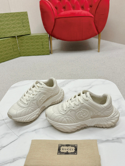 Gucci Ripple Trainer