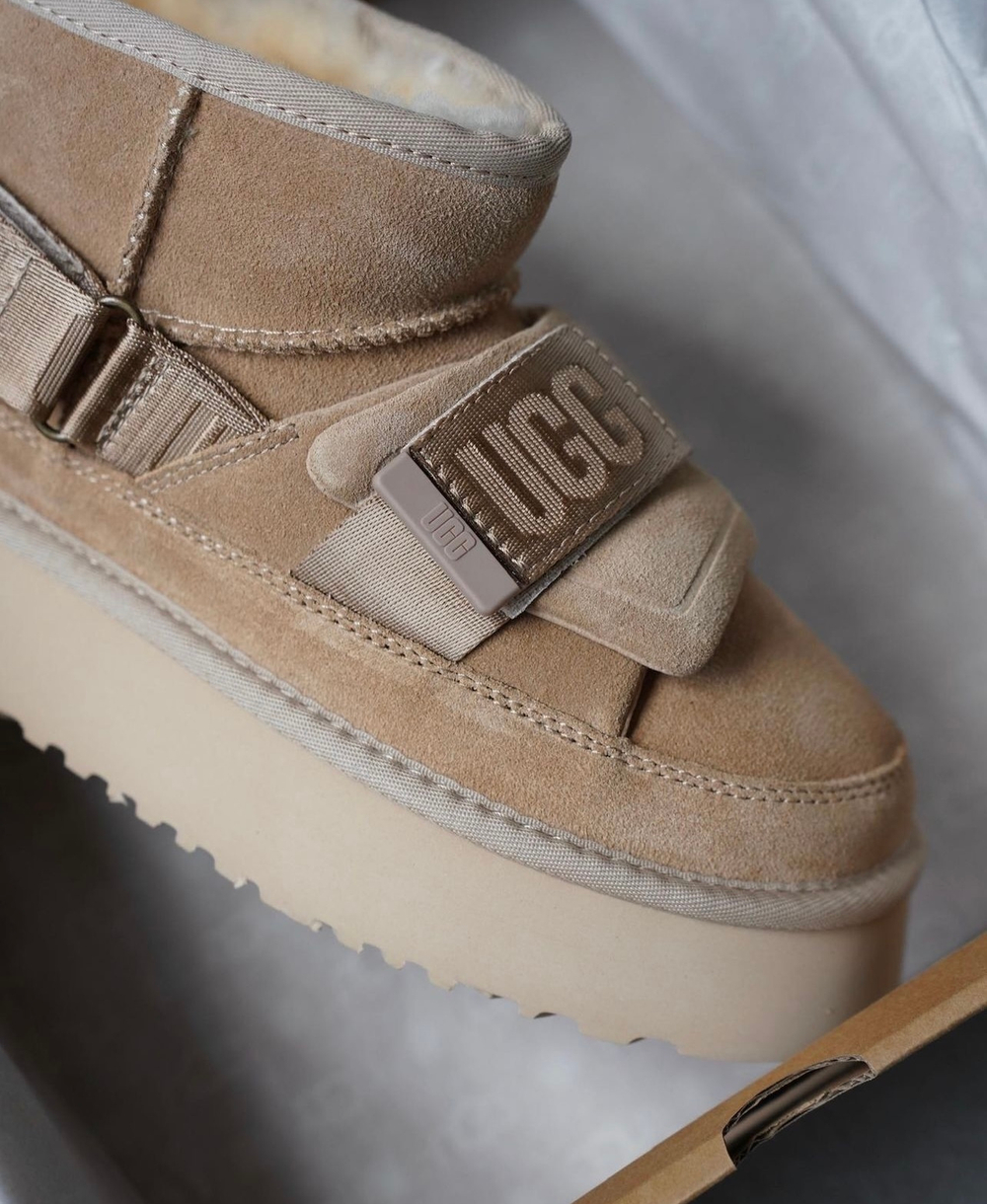 UGG коричневые