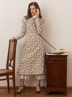 Платье с вшитой манишкой