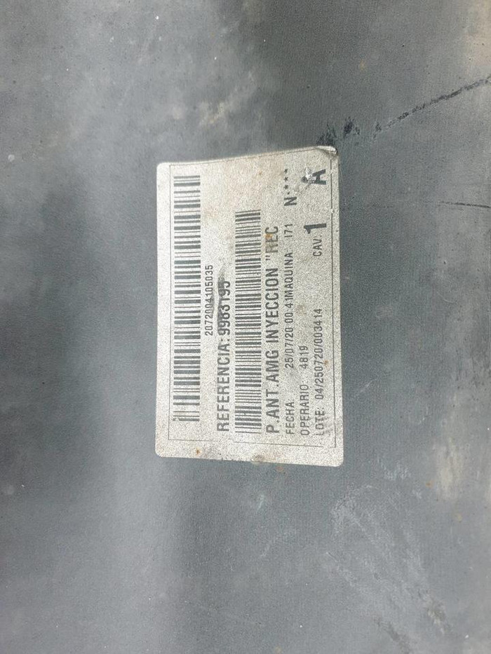 Бампер передний Mercedes V W447 14-н.в AMG В сборе