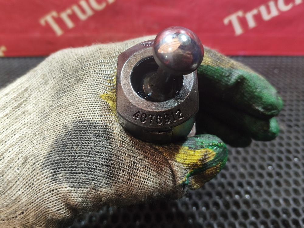 Форсунка топливная