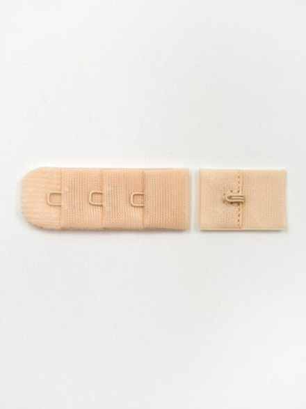 Застежка для бюстгальтера бежевая с крючками 1х3