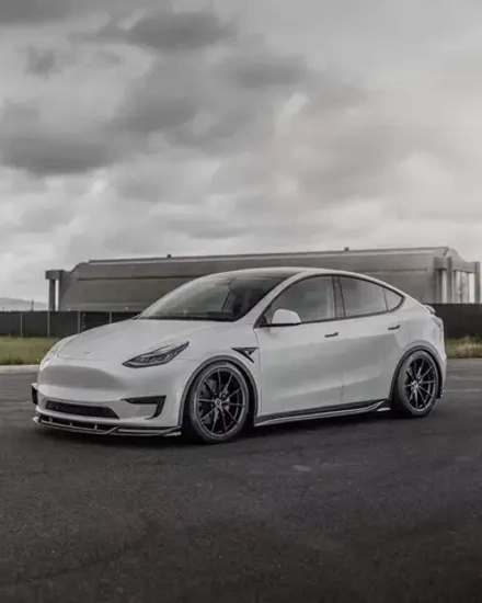 Карбоновый обвес для Tesla Model Y 2020+ Тесла