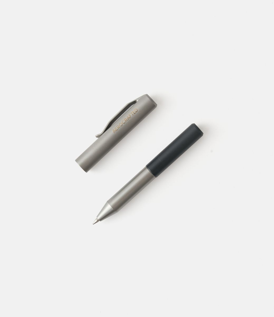 Aerocrafted Contrail Pocket Pen — карманная ручка из титана