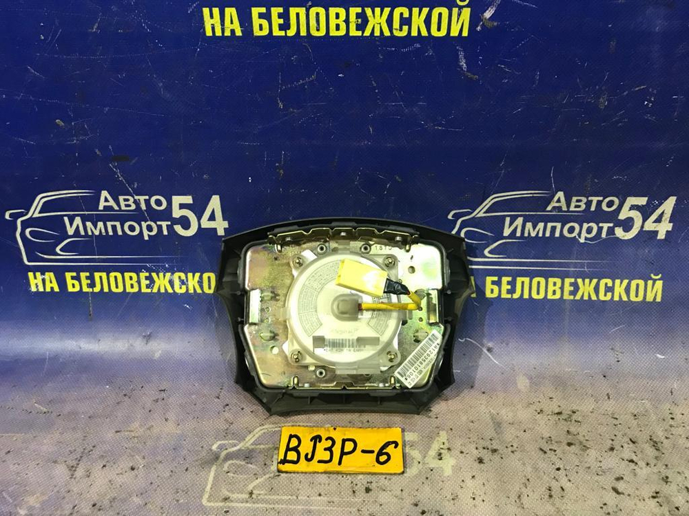Подушка безопасности водительская MAZDA FAMILIA 1999