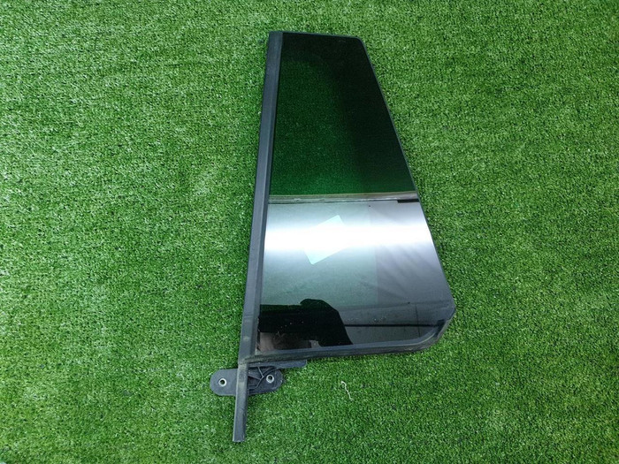 Форточка двери задняя левая VW Tiguan 2 (2016-н.в.)