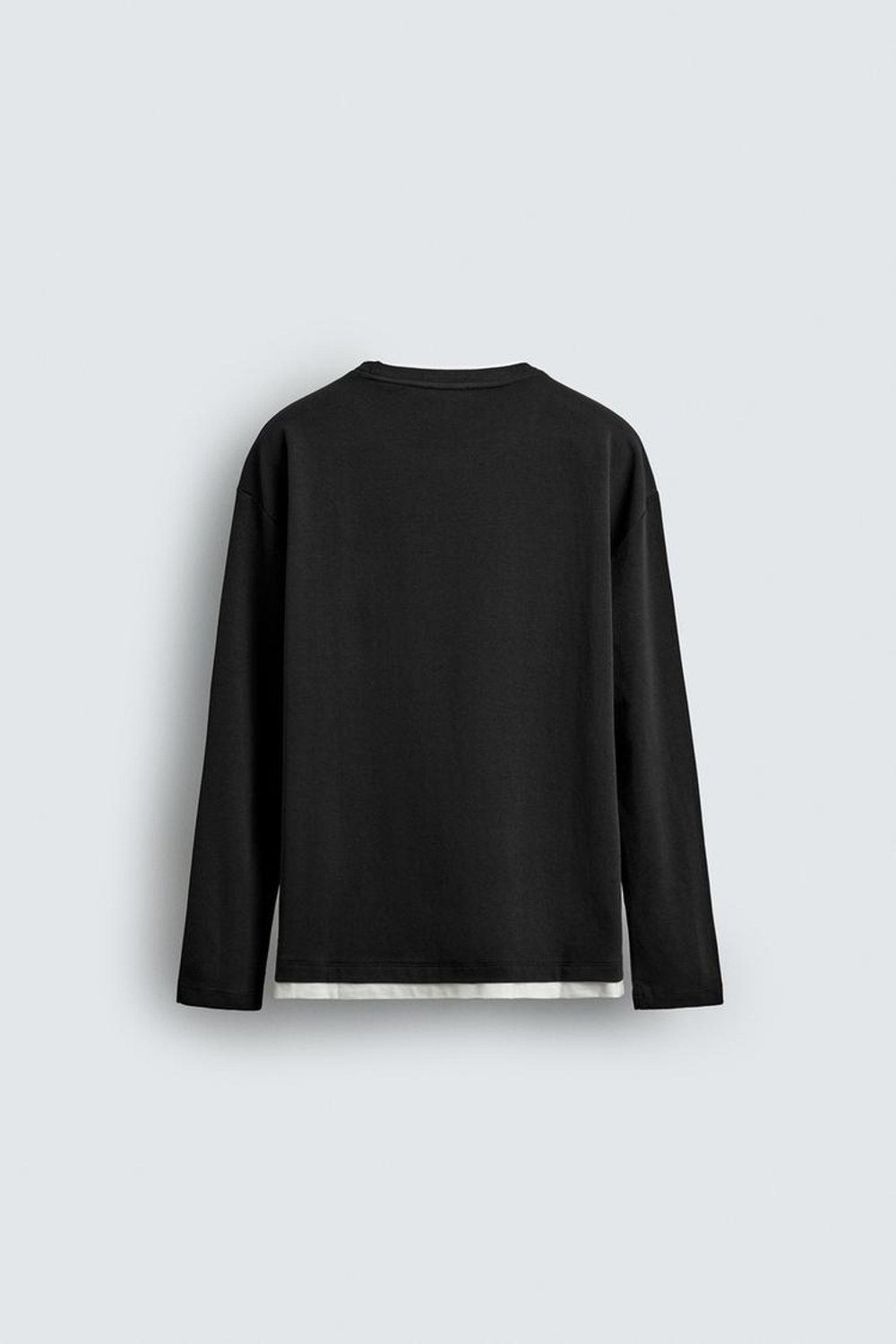 ZARA ФУТБОЛКА С ДВОЙНЫМИ КОНТРАСТНЫМИ ДЕТАЛЯМИ, ЧЕРНЫЙ